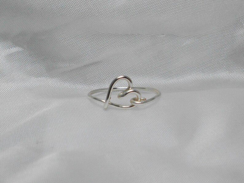 wire heart ring