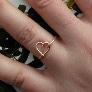 Rose Gold Wire Heart Ring non-adjustable Dainty Ring