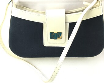 Black and Bone Baguette Purse Short Strap | J Tiras vintage design