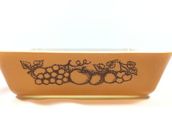 Pyrex Old Orchard Pattern of fruit | 1974-78 Rare Vintage Refrigerator Storage Dish |  #0503 | 1-1/2 Quart | PYREX. Made in U.S.A.