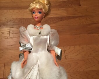 1996 Disney Cinderella Barbie |  Deboxed without some accessories