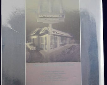 Holographic Issue | Unique Gift | Vtg National Geographic Magazine Historical or Travel Issue | Single Magazine | 1988 Birthdate