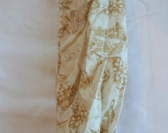 Etched Wine Motif on a Beige Background Recycle Bag Plastic Bag Holder