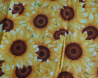 Small Runner - Large Sunflowers