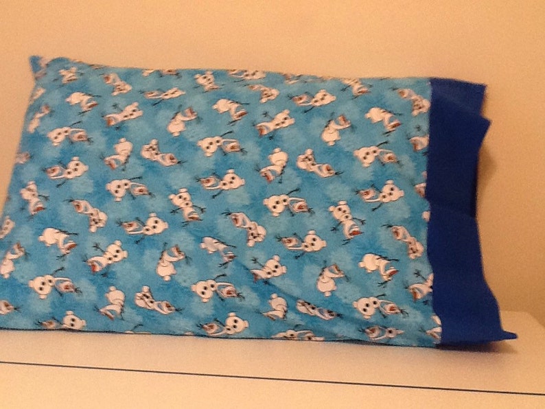 Standard Pillowcase Olaf