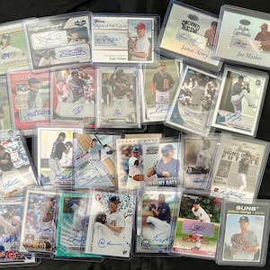 Carte da baseball - Confezione calda, riconfezionamento - 2 carte autografate o reliquie + 3 carte aggiuntive (inserti, rifrattori, carte da principiante) *Leggi la descrizione*
