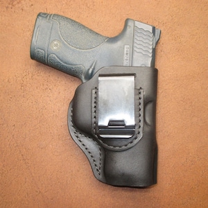 Shield 9 40 IWB Clip On Holster Black Leather Right Hand Suede Back #shld9 ir0 blk a004 5-23