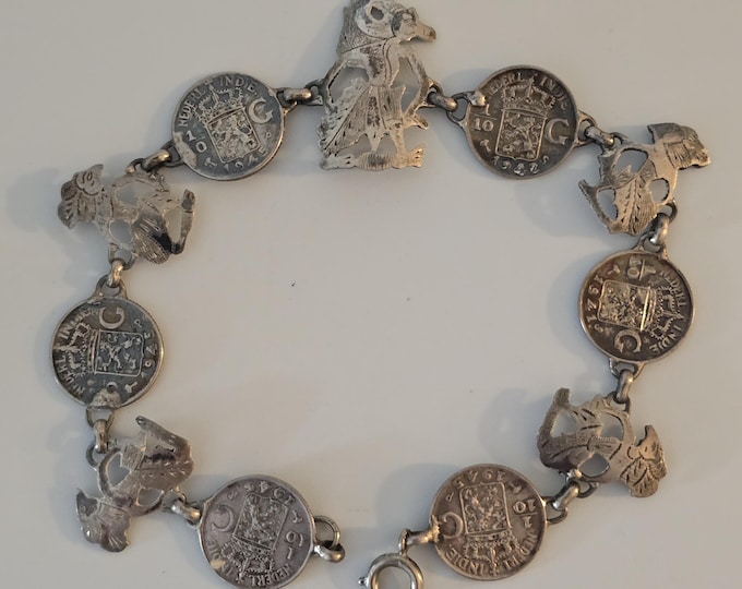 Vintage 800 Sterling Silver Indonesian Puppet and 720 Coin Bracelet