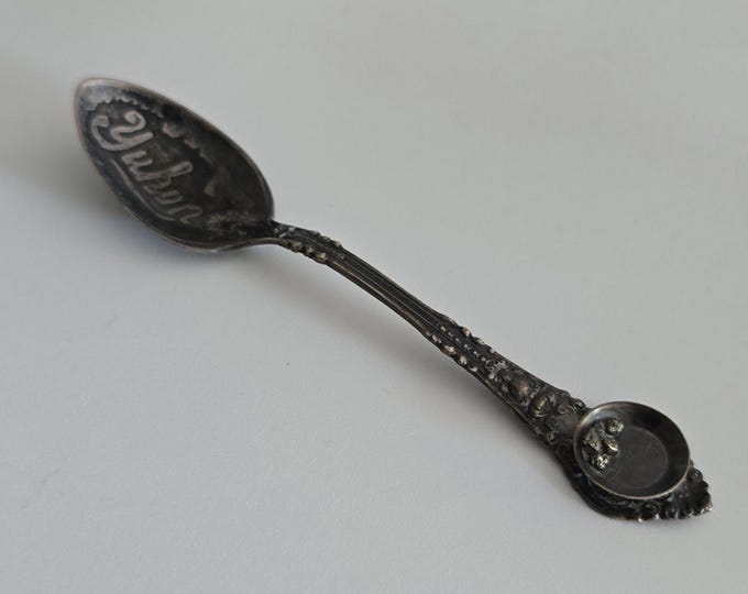 Sterling Silver Spoon Yukon Lion Passant Guardant 925