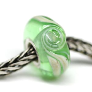 Hellgrünes Europäisches Armband Perle Murano Glas Charm Großes Loch Kunsthandwerk Lampwork Glasperle SRA