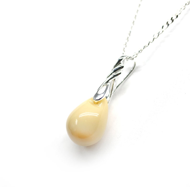 Beige necklace Casual necklaces for women Neutral beige drop pendant Cream necklace