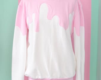White fairy kei pullover with pink sauce
