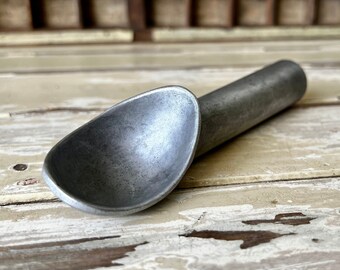 Vintage Metal Ice Cream Scoop