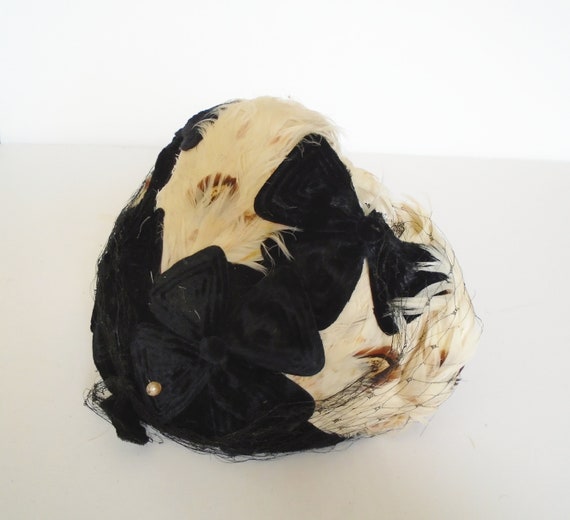 Vintage Feathered Cocktail Hat - Black Velvet and… - image 8