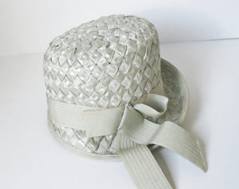 Vintage 1960s Ivory Bubble Hat - Round Off-white Felt Hat 