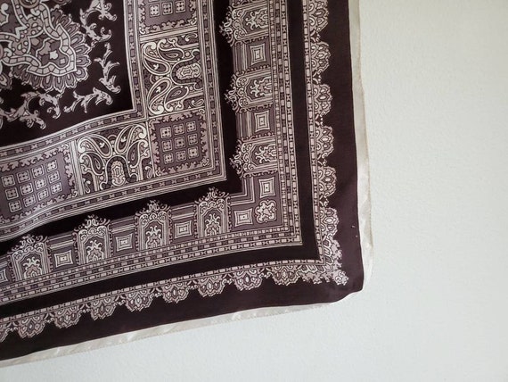 Vintage Brown and White Square Scarf - image 8