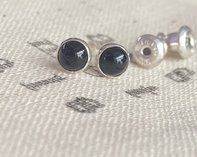 Onyx Stud Earrings // Stud Earrings // Onyx