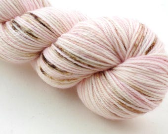 Chaussettes DK - Nougat stuck in teeth