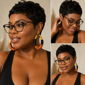 Puede incluir: Una mujer con el pelo corto y oscuro lleva gafas con montura negra y pendientes de aro grandes. Los pendientes están envueltos en hilo naranja, negro y amarillo. Lleva un top negro.