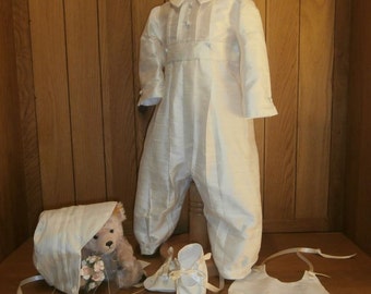 Boys Christening Romper Suit with bonnet, bootees and bib, Baptism gown, Christening gown, Baby Wedding Outfit, Handmade in UK, Baby Gift