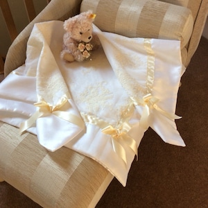 Lace Christening Shawl, Personalised Baptism shawl, Heirloom Christening, Ivory Christening shawl, Embroidered baby blanket, Baby gift