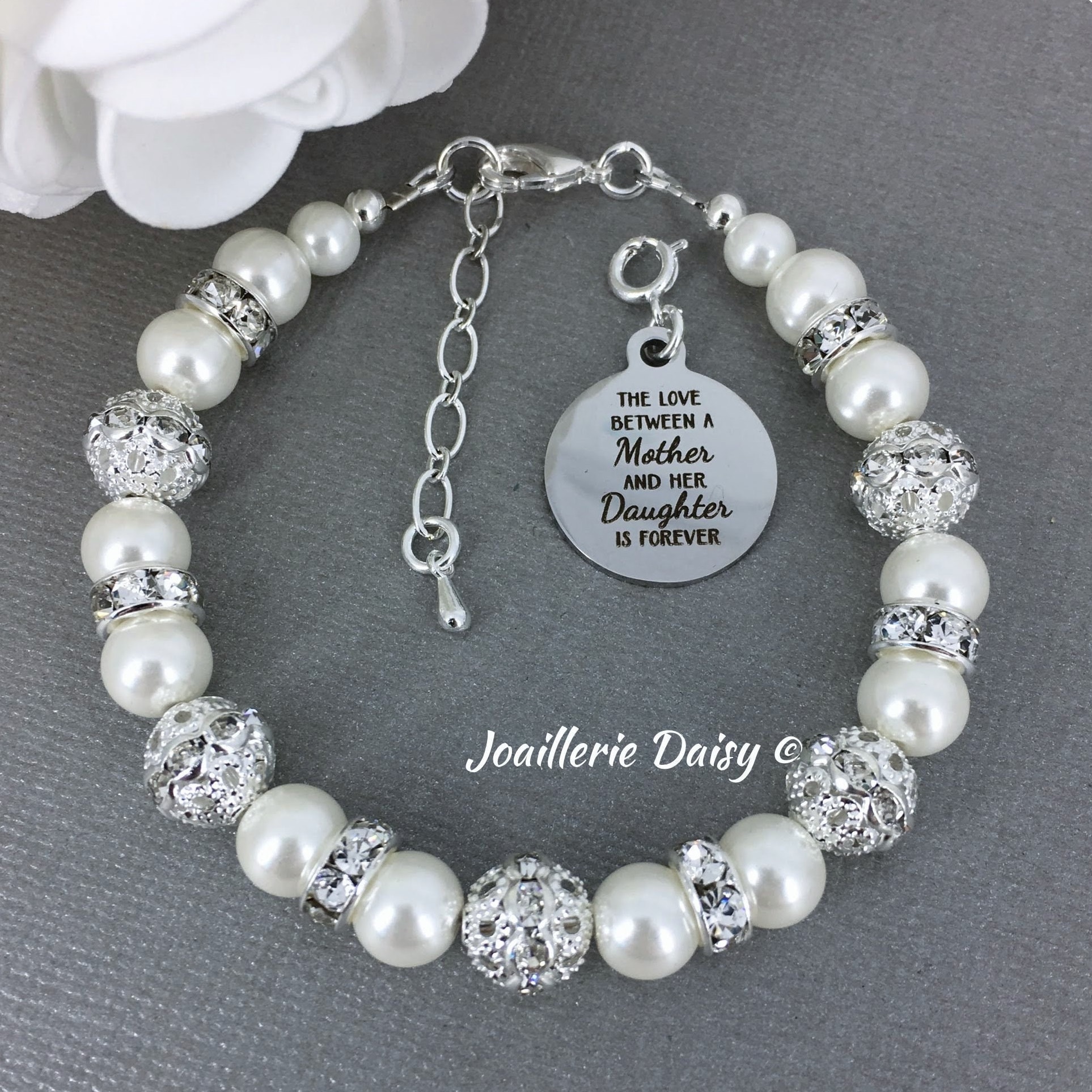 Jewelry to give daughter on wedding day store