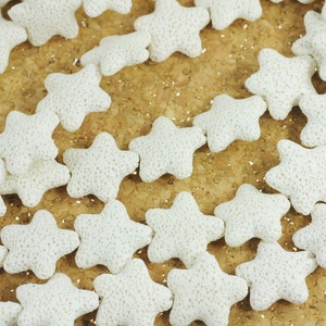 Starfish Lava Rock Large 23mm White Beads - 18 beads - Full 16&quot; Strand - Light Bright White Beach Sand Color