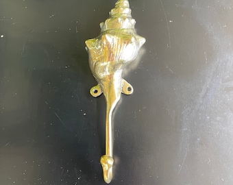 Conch shell hooks - brass