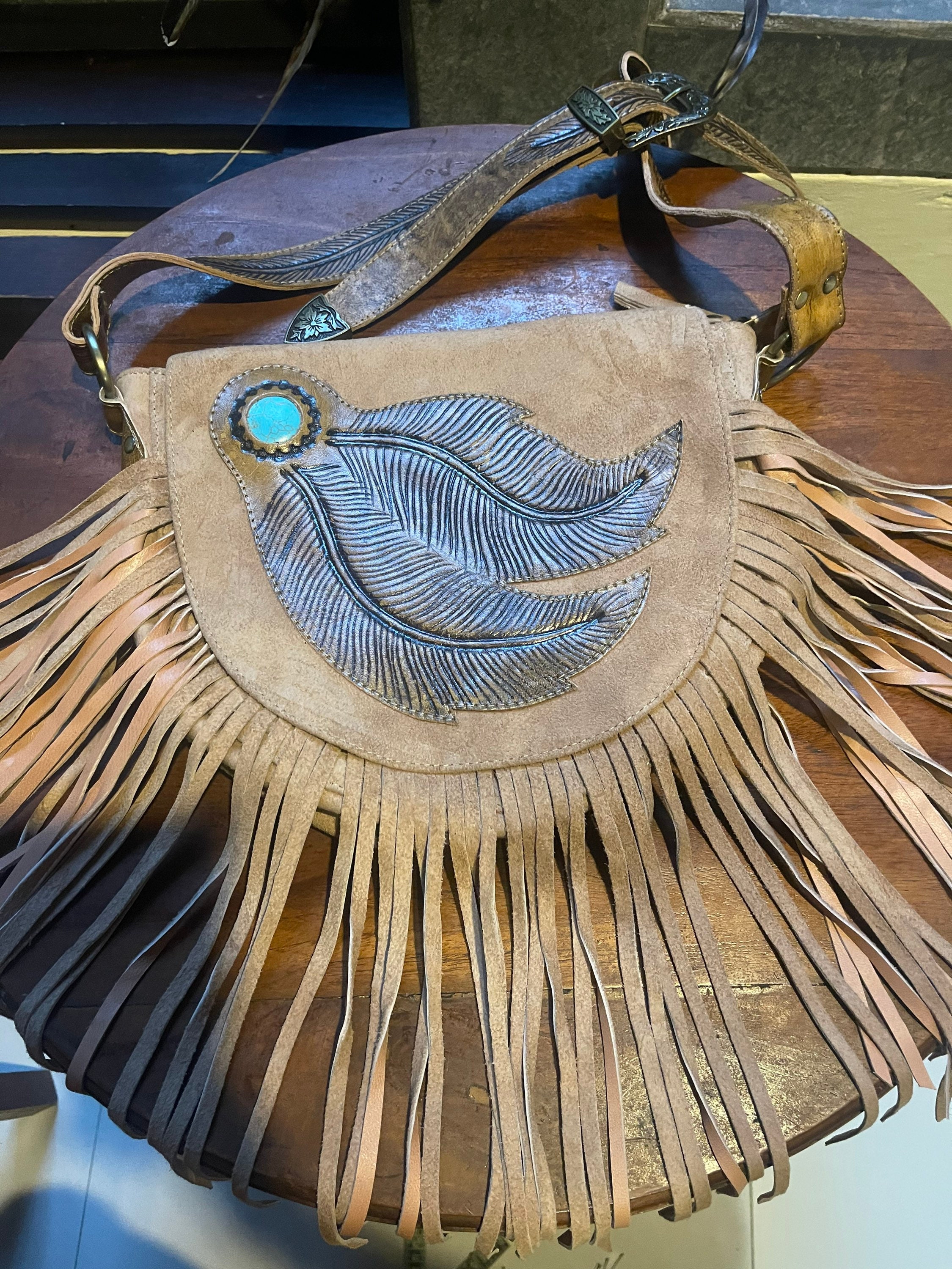 The Wild Feather Fringe Purse - Buckskin