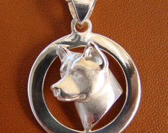 Small Sterling Silver Akita Head Study On A Circle Frame Pendant