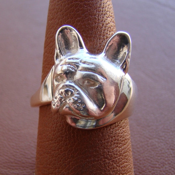 Bague d'étude en argent sterling avec tête de bouledogue français