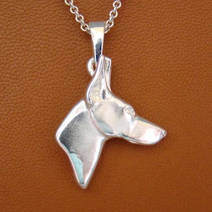 Kleine sterlingzilveren dobermann-pinscher hoofd studiehanger