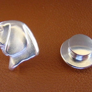 Small Sterling Silver Beagle Head Study Lapel Pin