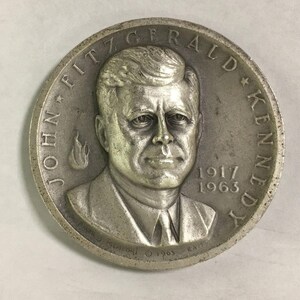 President John F. Kennedy .999 Fine Silver Collectible Medal Coin, Medallic Art Co., 1963, JFK Assassination