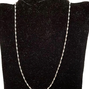 Vintage Sterling Silver Twisted Chain Necklace Great Estate Vintage Jewelry!
