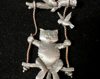 VINTAGE J.J. Cat on a Swing Brooch! Jonette Jewelry 1980s vintage Pewter
