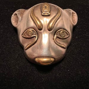 MMA Egyptian Revival Lioness Sekhmet the Warrior Goddess Gold Silver Pendant Brooch 1976 Metropolitan Museum of Art King Tut&#39;s Treasures