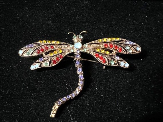 VINTAGE Dragonfly Bejeweled Brooch!