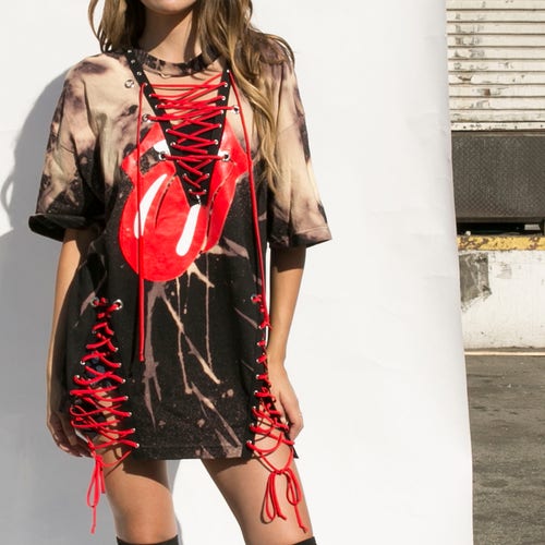 lace up band t shirt