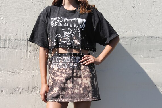 Y2k Distressed Band Tees Trendy Shirts Emo Rock Band Graphic Tee