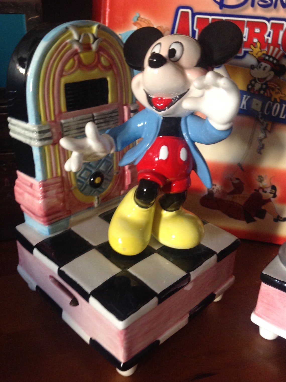 Vintage Disney Music Box Mickey Mouse And Minnie Mouse, Made In Japan