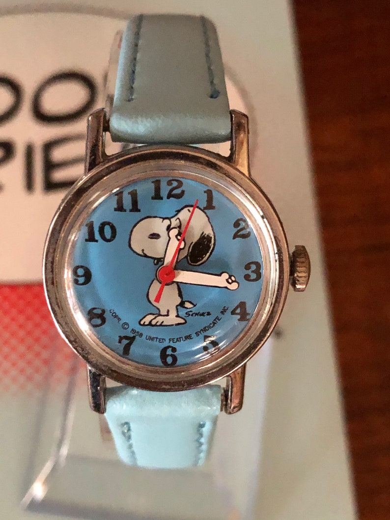 Vintage Snoopy Watch Moving Arms 1958 Charlie Brown United - Etsy
