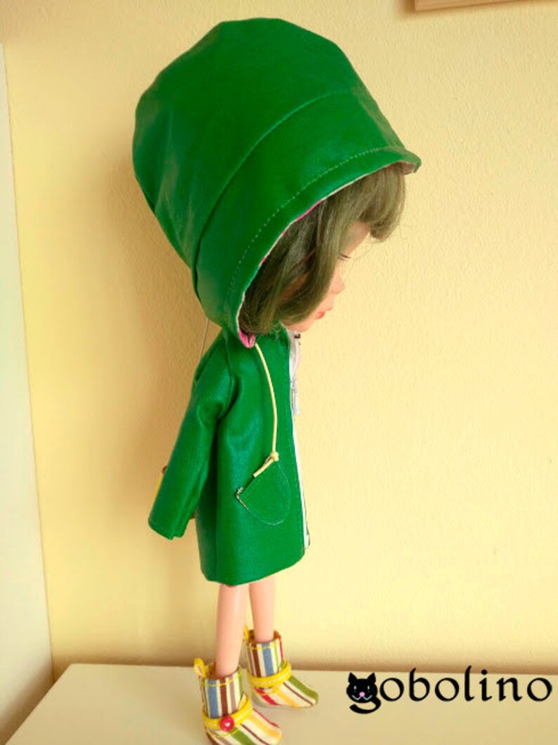 Green and flamingos raincoat for Blythe dolls