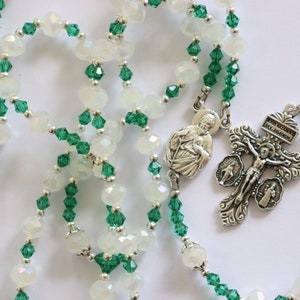 Rosário Católico de São Judas, Contas de Cristal AB Branco 8 mm, Crucifixo Perdão de Indulgência, Inclui cartões de oração e caixa de presente