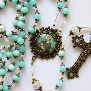 Chapelet catholique Saint François d'Assise, perles de jade turquoise, pierres précieuses 8 mm, crucifix en bronze, fait main, cartes de prière et boîte-cadeau incluses