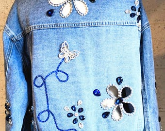Cut Off Flowers with Royal Blue Accents on a Med Blue Denim Jacket Size XXL