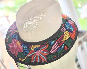 Embroidery Hat with Two Colorful Parrots and Flowers on a Black Hat