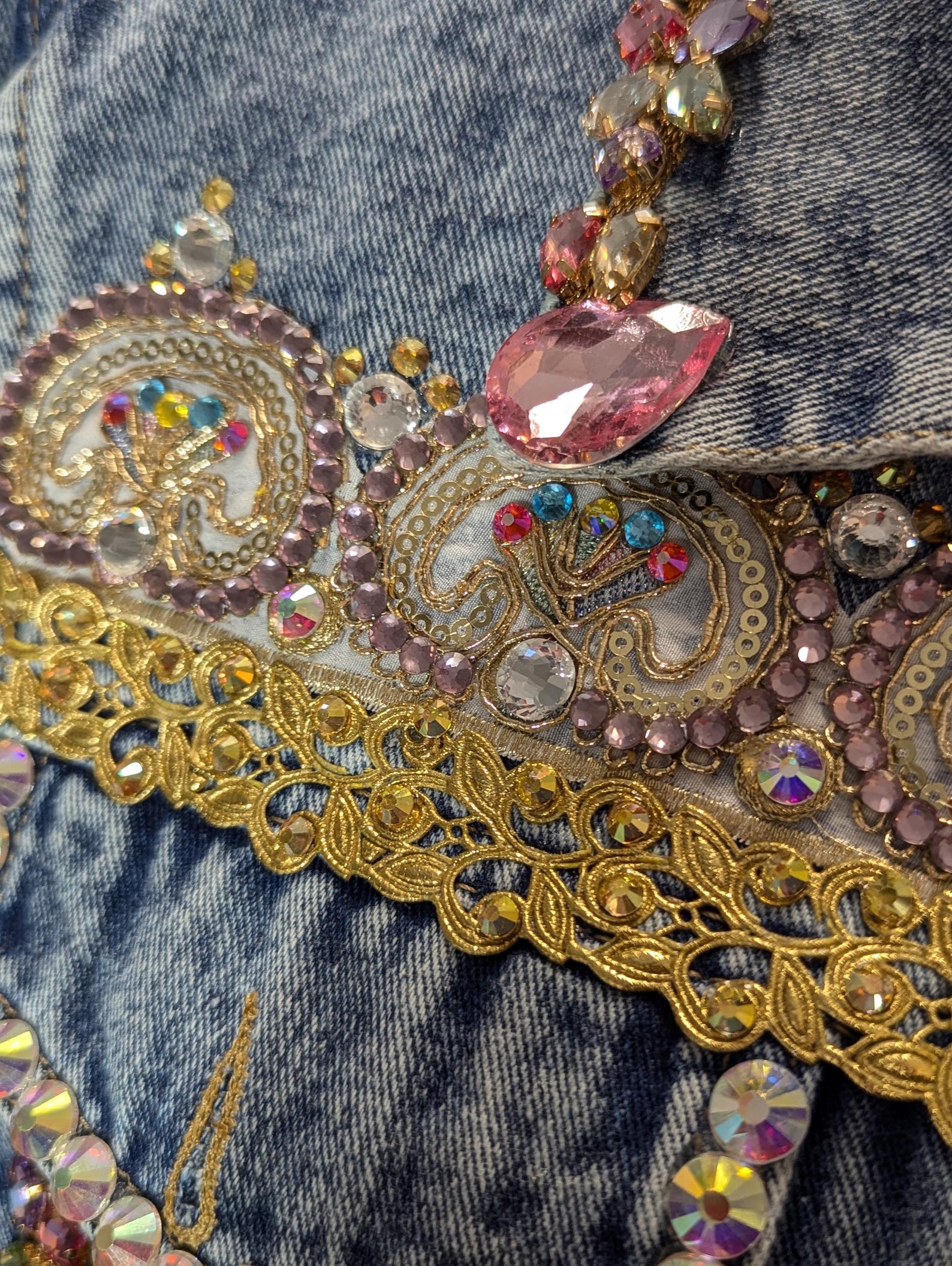 Estilo Versace on Med Blue Denim Jacket. Embellished Denim Jacket ...