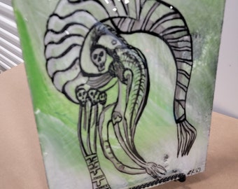 Obra de arte inspirada en HR Giger: resina sobre poliestireno, 9,5 x 11