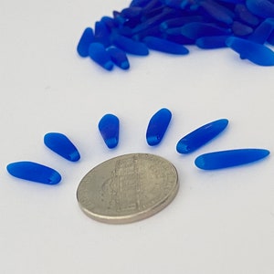 Matte ZIRCON BLUE Dagger beads image 3